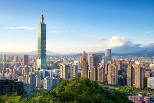 Taipei 101 - Tòa nhà độc đáo, mang đậm kiến trúc Phương Đông, nơi sở hữu thang máy có tốc độ 72 km/h